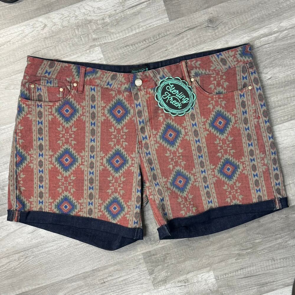 NWT Sterling Kreek American Dreamin Shorts Plus Size 3X Southwestern Aztec